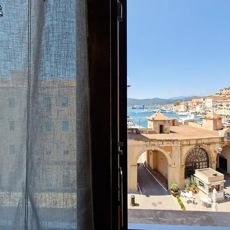 Porta A Mare *