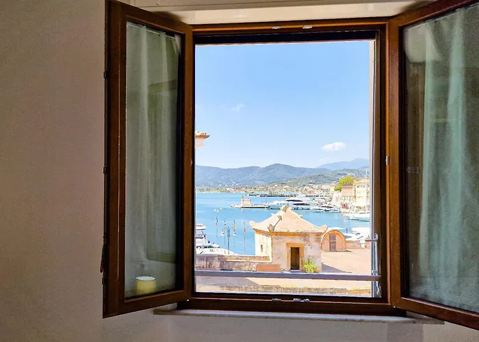 Апартаменты Porta A Mare Портоферрайо